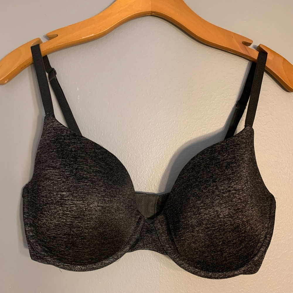 Victoria’s Secret Black/Gray Semi Demi Bra 34DD